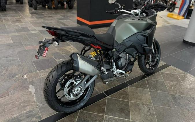 2025 Ducati Multistrada V2 S Storm Green