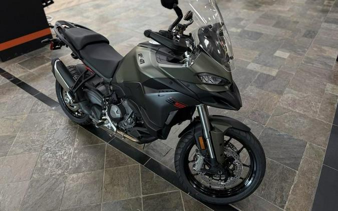 2025 Ducati Multistrada V2 S Storm Green