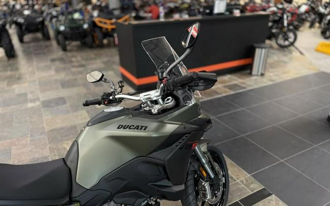2025 Ducati Multistrada V2 S Storm Green