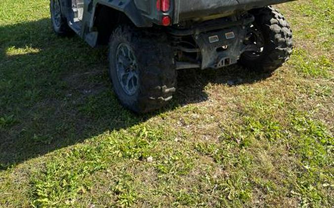 2023 Can-Am Defender DPS HD9