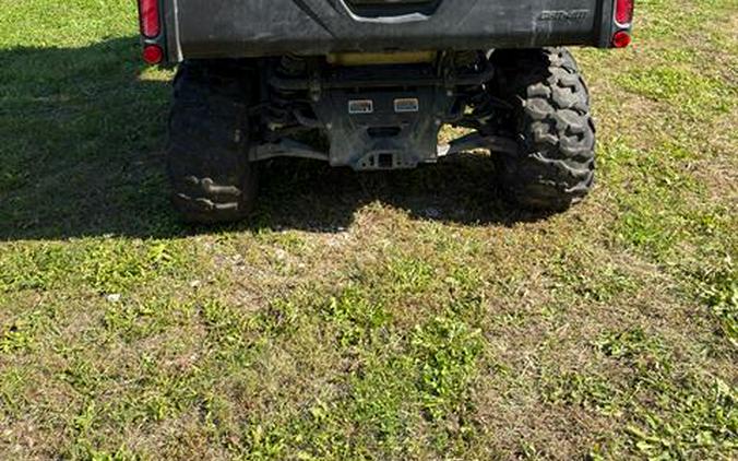 2023 Can-Am Defender DPS HD9