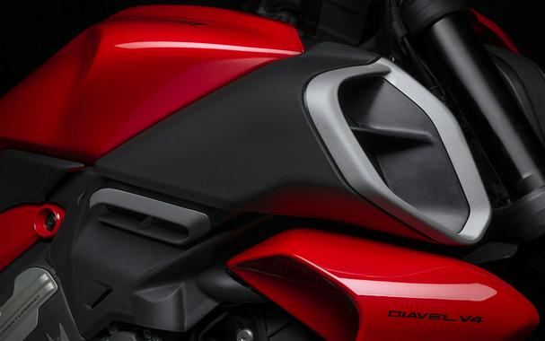 2024 Ducati Diavel V4