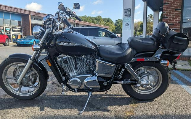 2006 Honda VT1100C (SHADOW SPIRIT 1100)