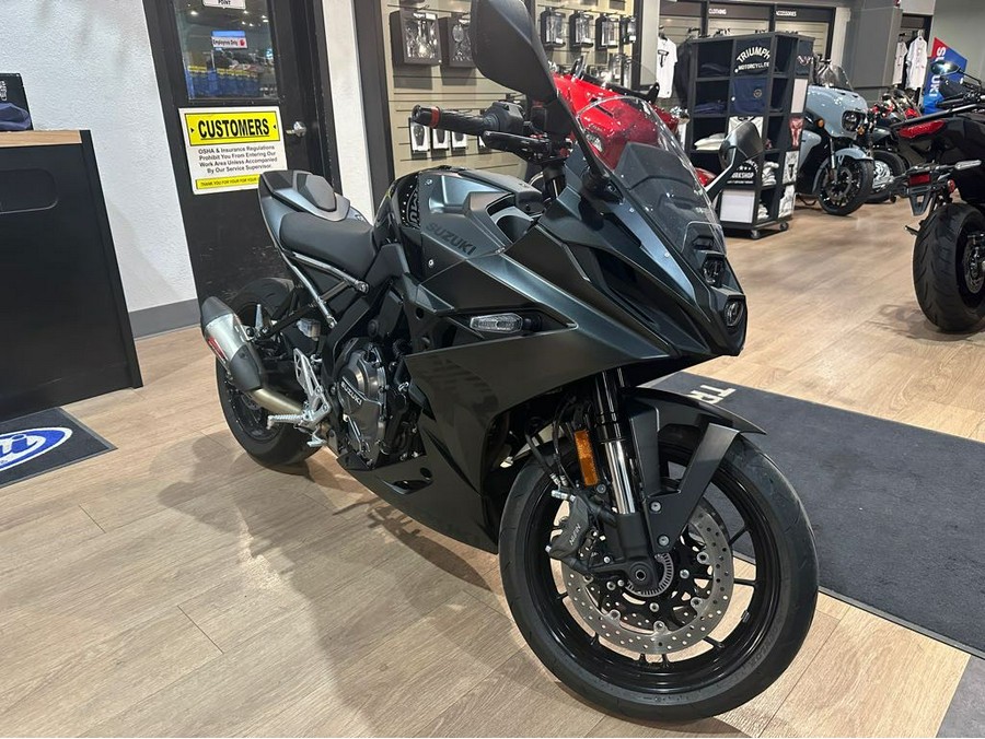 2025 Suzuki GSX-S 8R