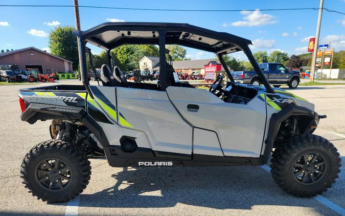 2024 Polaris Industries General XP 4 1000 Sport