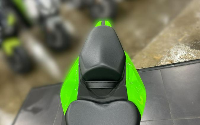 2026 Kawasaki NINJA ZX-4RR ABS