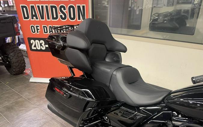 2026 Harley-Davidson® FLHXL - Street Glide® Limited