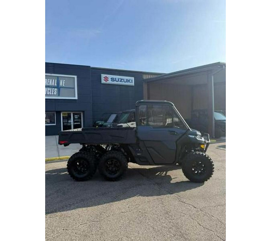 2026 Can-Am® Defender 6x6 Limited HD10