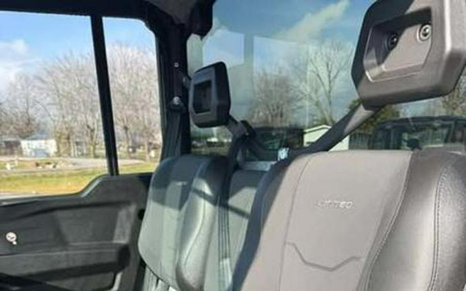 2026 Can-Am® Defender 6x6 Limited HD10