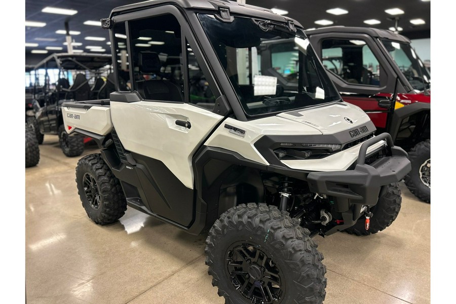 2026 DEFENDER LIMITED HD11 - Can-Am