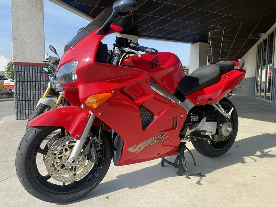Honda vfr 800 interceptor