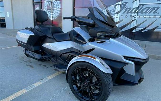 2022 Can-Am Spyder RT