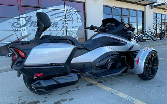 2022 Can-Am Spyder RT