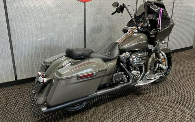 2019 Harley-Davidson Road Glide Base