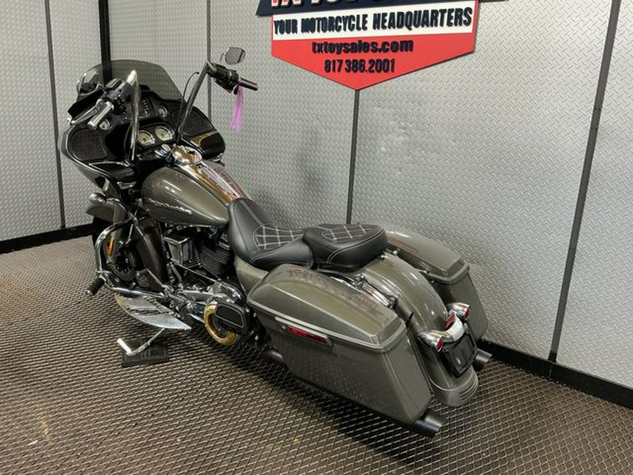 2019 Harley-Davidson Road Glide Base