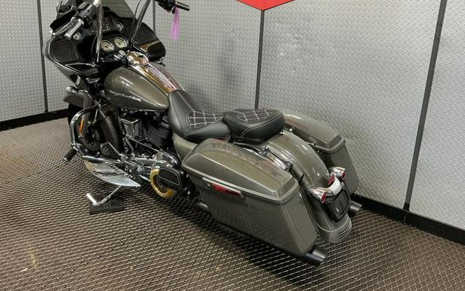 2019 Harley-Davidson Road Glide Base