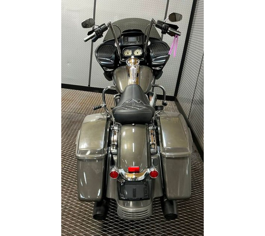 2019 Harley-Davidson Road Glide Base