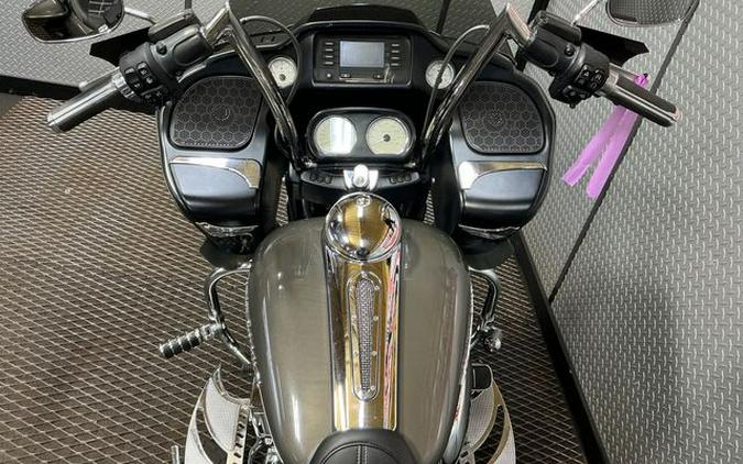 2019 Harley-Davidson Road Glide Base