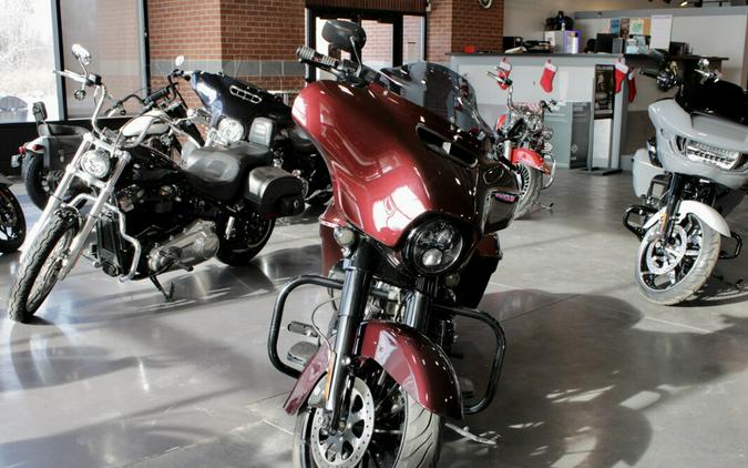 Used 2018 Harley-Davidson Street Glide Special Grand American Touring Motorcycle For Sale In Medina, OH