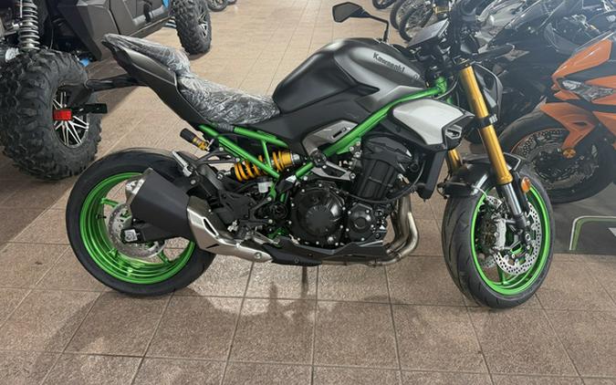 2026 Kawasaki Z900 SE ABS