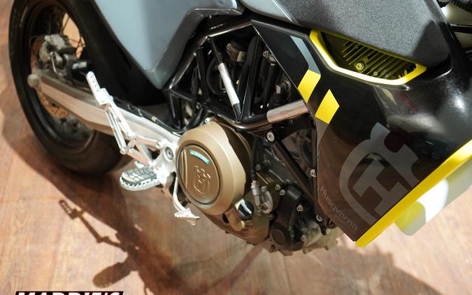 2023 Husqvarna 701 Supermoto