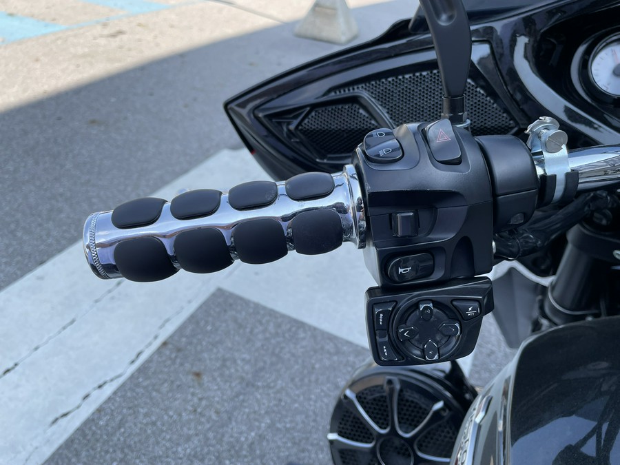 2015 Victory Motorcycles Magnum X-1