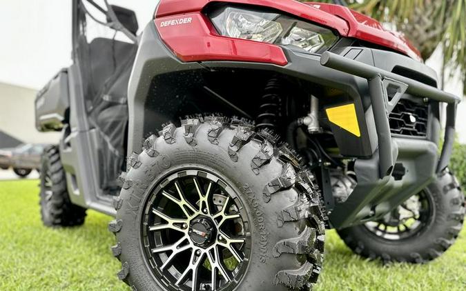 2024 Can-Am® Defender DPS HD9 Fiery Red