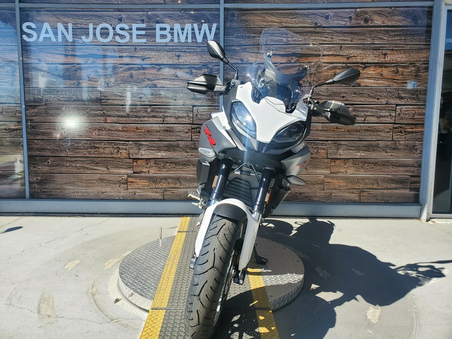 2023 BMW F 900 XR