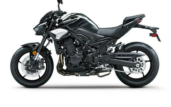 2025 Kawasaki Z900 ABS Metallic Spark Black/Metallic Carbon Gray