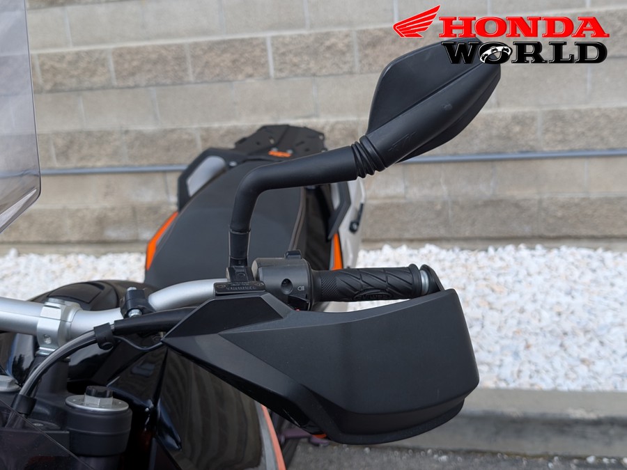 2013 KTM 990 Supermoto