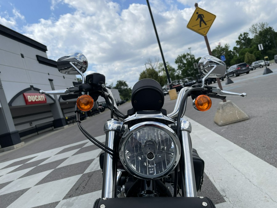 2015 Harley-Davidson® XL883L SuperLow®