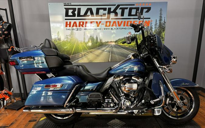 2014 Harley-Davidson® Electra Glide® Ultra Limited DAYTONA BLUE