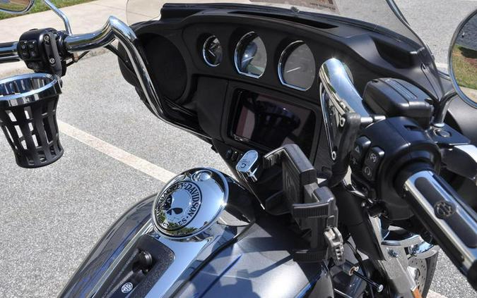 2021 Harley-Davidson® FLHTCUTG - Tri Glide® Ultra