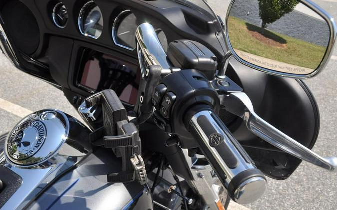 2021 Harley-Davidson® FLHTCUTG - Tri Glide® Ultra