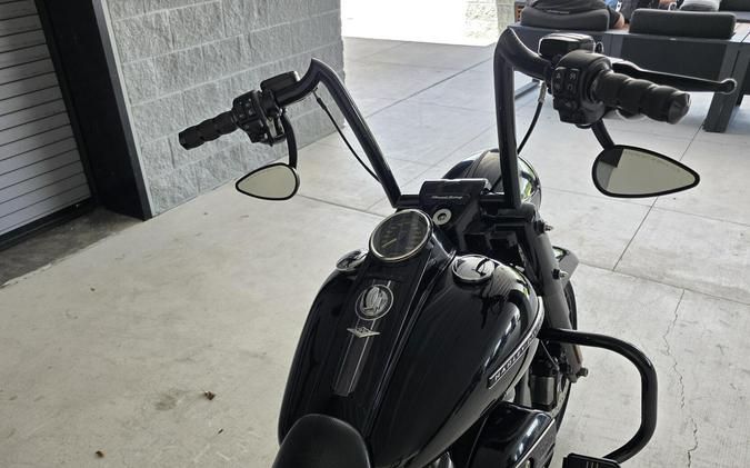 2019 Harley-Davidson® Road King® Special Vivid Black