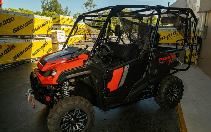 2023 Honda Pioneer 1000-5 Trail