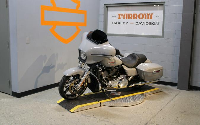 2024 Harley-Davidson Street Glide Grand American Touring FLHX