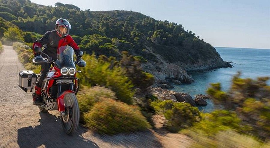 2025 Ducati DesertX Discovery