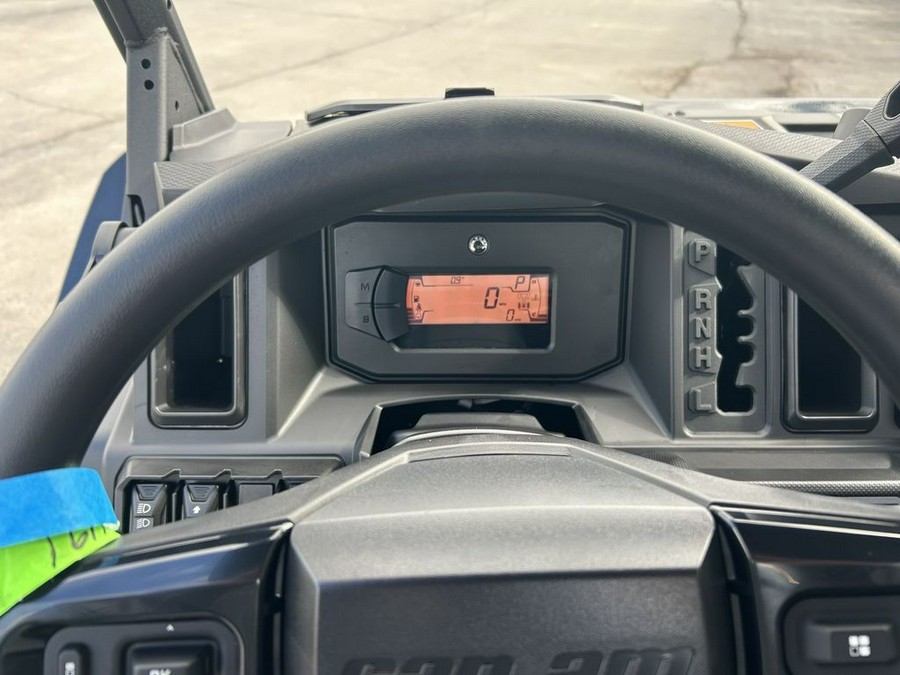 2026 Can-Am® Defender XT HD11 With 10.25 in.display