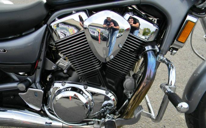 2005 Suzuki Boulevard VS1400