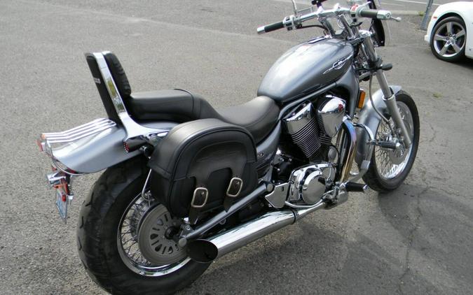 2005 Suzuki Boulevard VS1400