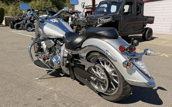 2009 Yamaha Roadliner S