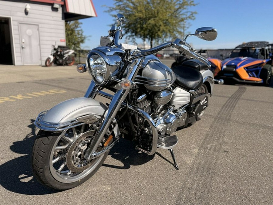 2009 Yamaha Roadliner S