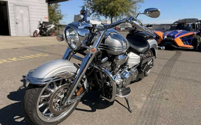 2009 Yamaha Roadliner S