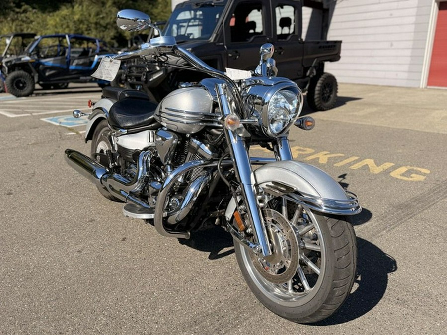 2009 Yamaha Roadliner S