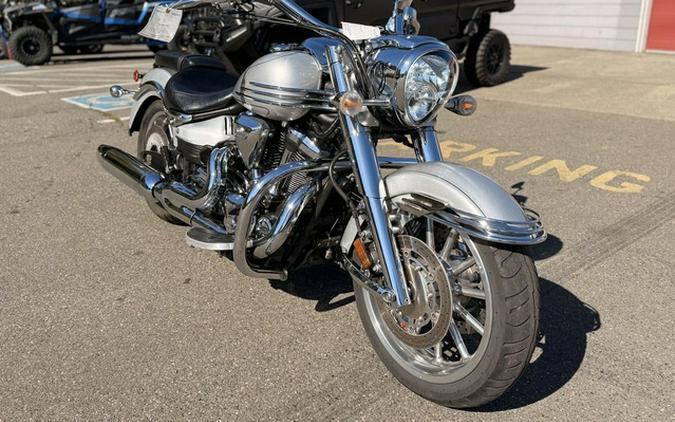 2009 Yamaha Roadliner S
