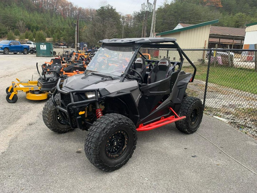 2015 Polaris rzr 900