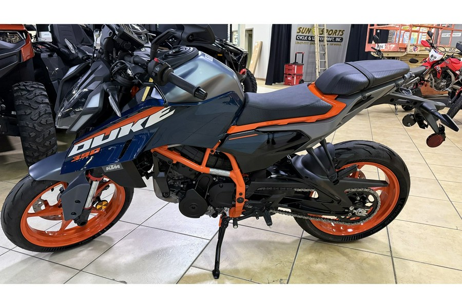 2025 KTM 390 DUKE