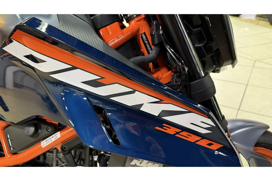 2025 KTM 390 DUKE
