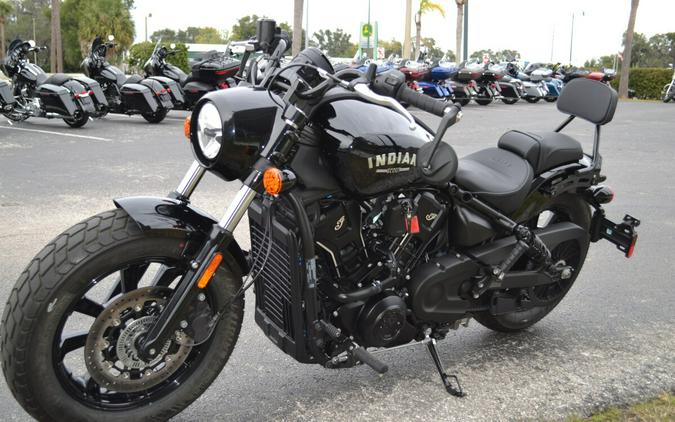 2025 Indian Motorcycle Scout® Bobber Black Metallic